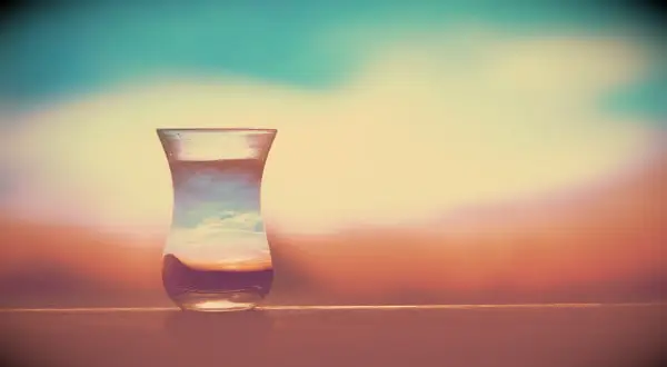 7 Common Habits of Unhappy People 4